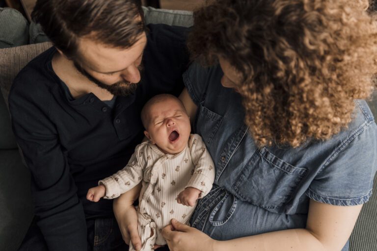 Newborn fotoshoot Apeldoorn baby shoot pasgeboren familie gezin Gelderland Beekbergen Teuge Twello Ugchelen Vaassen