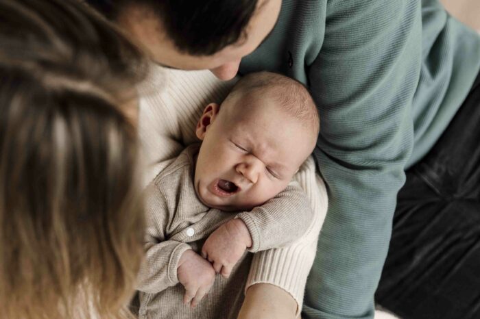 Newborn fotoshoot Apeldoorn baby shoot pasgeboren familie gezin Gelderland Beekbergen Teuge Twello Ugchelen Vaassen papa mama ouders